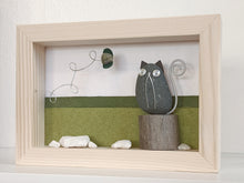 Carica l&#39;immagine nel visualizzatore di Gallery, Gatto con farfallina su sfondo verde MIDI