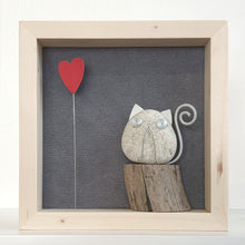 Carica l&#39;immagine nel visualizzatore di Gallery, Gattino su sfondo grigio con cuore MIDI