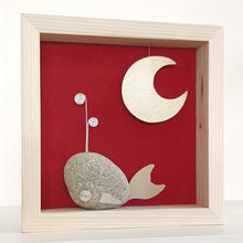 Carica l&#39;immagine nel visualizzatore di Gallery, Balenottera e luna su sfondo rosso MIDI