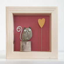 Carica l&#39;immagine nel visualizzatore di Gallery, Gattino su sfondo rosa con cuore giallo MINI