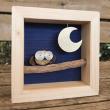 Carica l&#39;immagine nel visualizzatore di Gallery, Gufetto su sfondo azzurro con luna dorata MINI