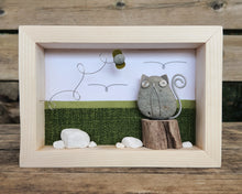 Carica l&#39;immagine nel visualizzatore di Gallery, Gatto con farfallina su sfondo verde MIDI