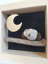 Carica l&#39;immagine nel visualizzatore di Gallery, Gufetto su sfondo nero con luna dorata MINI