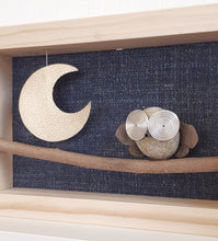 Carica l&#39;immagine nel visualizzatore di Gallery, Gufetto sul ramo e luna su sfondo blu MIDI