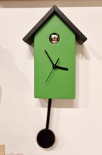 Carica l&#39;immagine nel visualizzatore di Gallery, Orologio a pendolo verde
