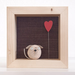 Cagnolino e cuore su sfondo cioccolato MINI