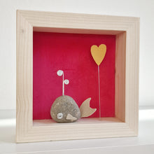 Carica l'immagine nel visualizzatore di Gallery, Balenottera e cuoricino su sfondo fucsia MINI