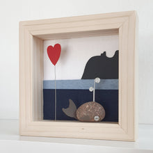 Carica l&#39;immagine nel visualizzatore di Gallery, Balenottera e Sella Del Diavolo su sfondo blu con cuore MINI