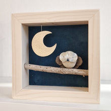 Carica l&#39;immagine nel visualizzatore di Gallery, Gufetto su sfondo petrolio con luna dorata MINI