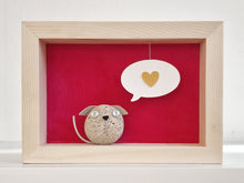 Carica l'immagine nel visualizzatore di Gallery, Cagnolino e cuore su sfondo fucsia