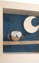 Carica l&#39;immagine nel visualizzatore di Gallery, Gufetto su sfondo petrolio con luna dorata MINI