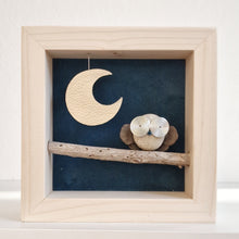 Carica l&#39;immagine nel visualizzatore di Gallery, Gufetto su sfondo petrolio con luna dorata MINI