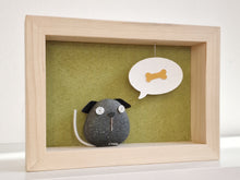 Carica l'immagine nel visualizzatore di Gallery, Cagnolino e osso su sfondo verde