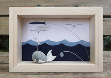Carica l&#39;immagine nel visualizzatore di Gallery, Balenottera su sfondo blu notte MINI